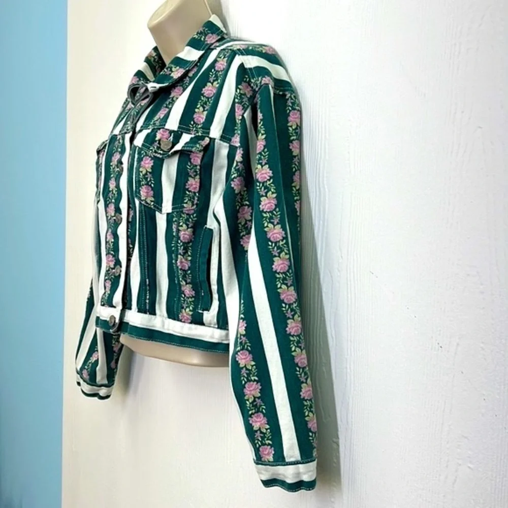 Forever 21 - Vintage Retro Stripe Floral Denim Crop Jacket Size Small